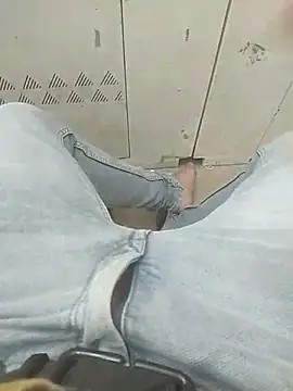 deshifuckers online show from February 17, 10:29 am