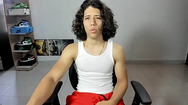 imtonny19 online show from December 11, 2:06 pm