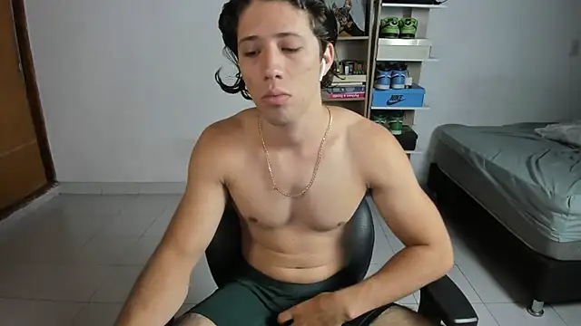 imtonny19 online show from October 15, 1:24 am