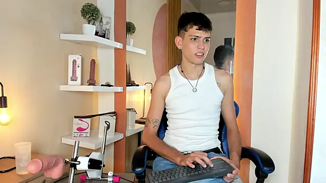 Jasson smit online show from November 14, 8:32 pm