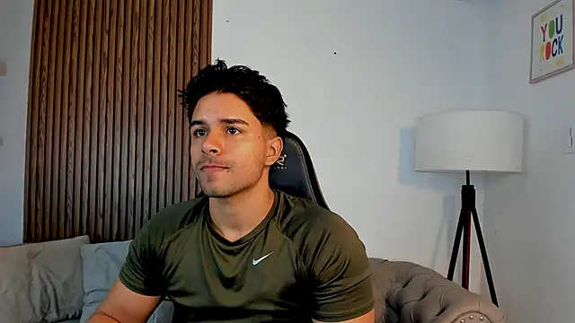 liam collins21 online show from October 10, 1:16 pm