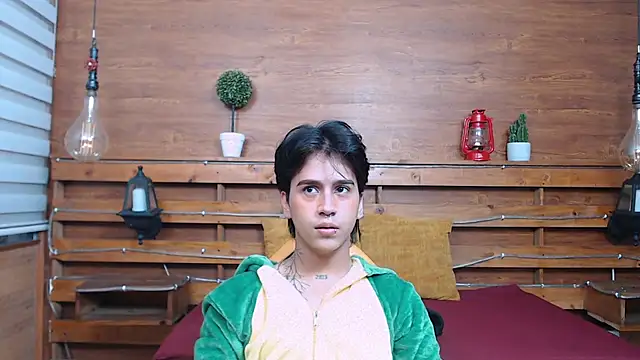 alex 477 online show from October 29, 11:46 am