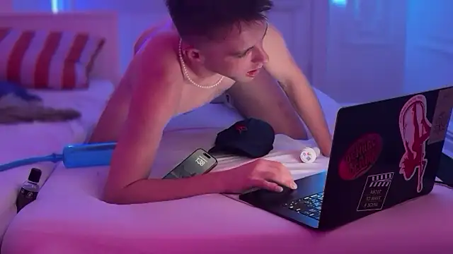 CupidZass online show from November 2, 6:39 am