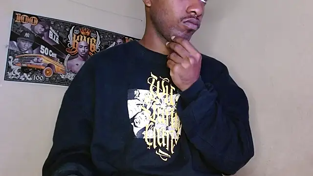 Snapshot of king__Black chatting on October 9, 12:10 pm king Black online show from October 9, 12:10 pm