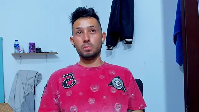 Bad Couple 1 online show from November 3, 12:37 am