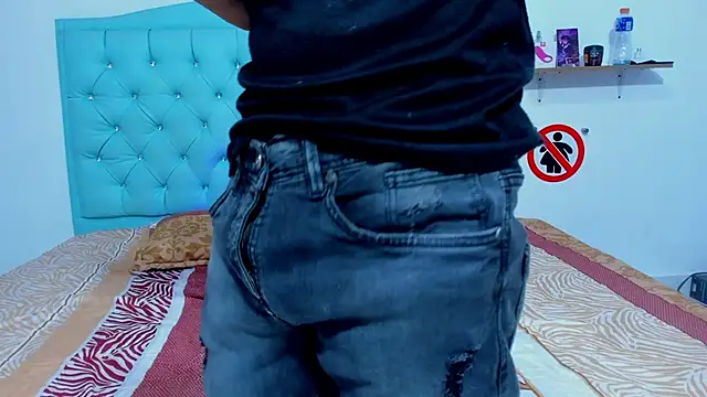 Bad Couple 1 online show from October 16, 10:12 am