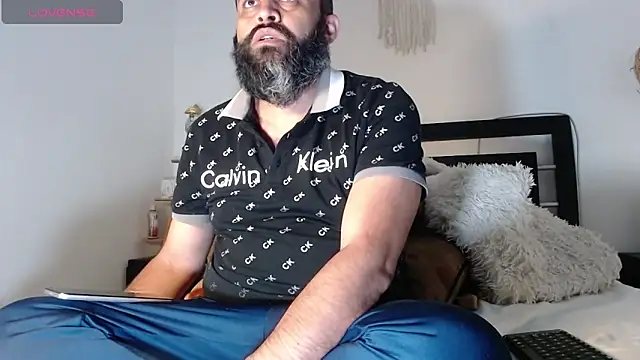 Snapshot of Santi_Ruiz2 chatting on September 16, 5:41 am Santi Ruiz2 online show from September 16, 5:41 am