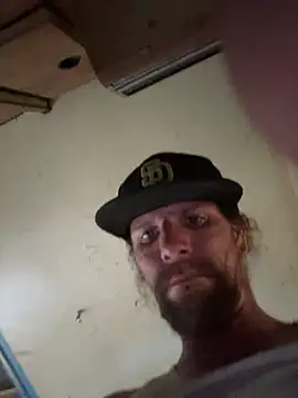 Crackkers online show from March 16, 4:22 pm