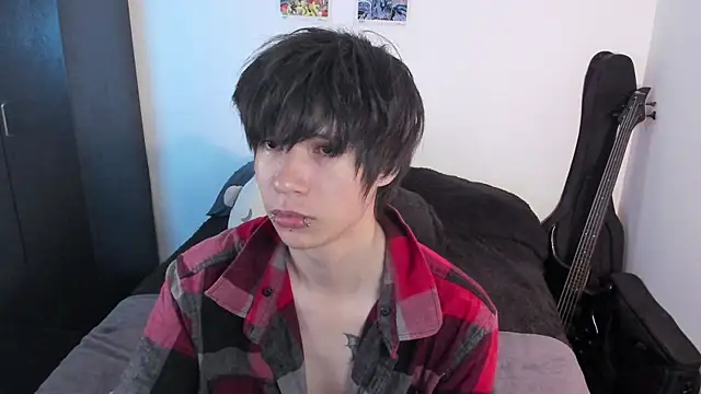 Aventure Twinks online show from May 21, 3:13 am