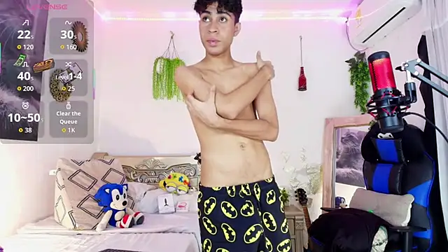 huge armound online show from March 25, 11:42 pm