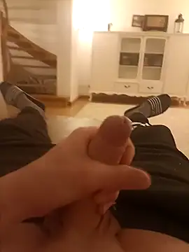 victortt online show from December 18, 7:21 pm