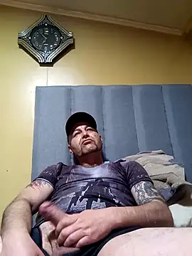 TrainedFinder5 online show from October 10, 3:33 am