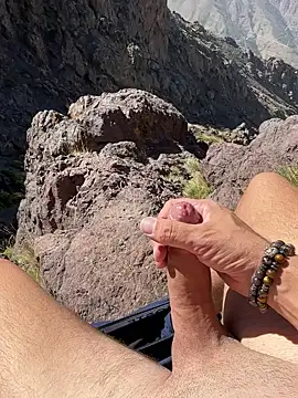 cagoulegrosse online show from October 12, 9:58 am