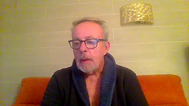 tuggy59 online show from February 7, 7:04 am