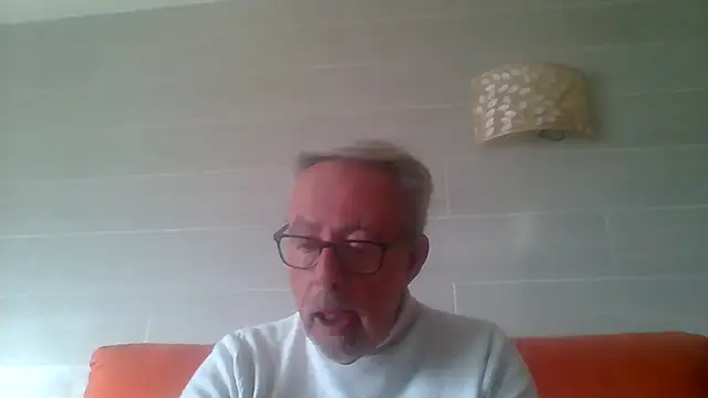 tuggy59 online show from March 27, 8:26 am