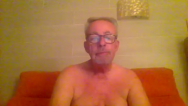 tuggy59 online show from September 10, 4:44 am