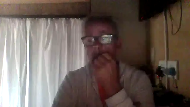 tuggy59 online show from October 4, 5:12 am