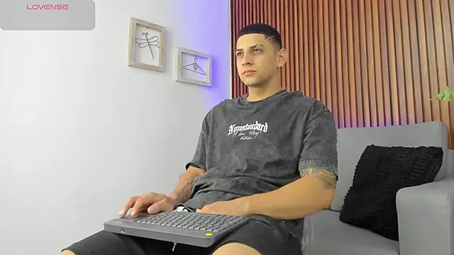 Alex cute77 online show from April 17, 12:08 pm