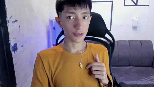 DereckCooperr online show from October 2, 10:36 pm