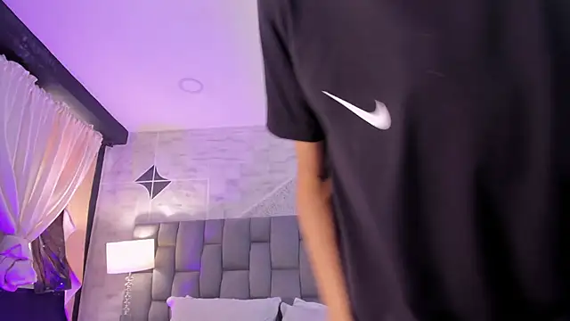 DereckCooperr online show from December 9, 9:01 pm