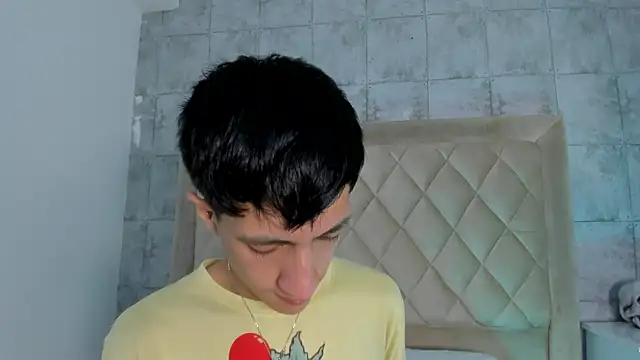 DereckCooperr online show from October 16, 11:13 pm