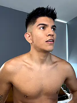 santiago 01 online show from October 16, 8:17 pm