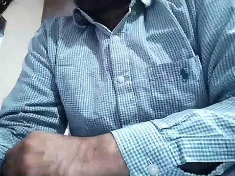 Snapshot of lund_lol chatting on February 8, 8:52 am lund lol online show from February 8, 8:52 am