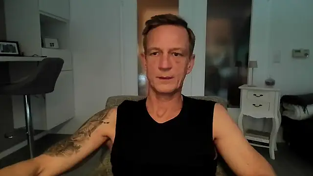 dirks71 online show from February 2, 8:57 am