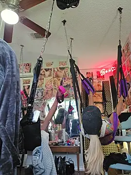 luvs2cumm69 online show from March 26, 8:13 pm