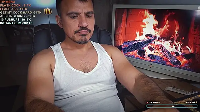 officeman7 online show from December 4, 4:03 pm