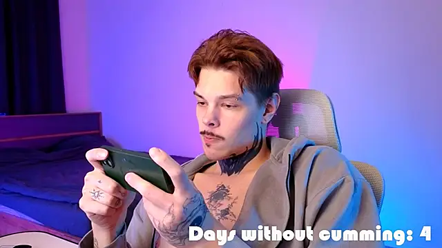 DENIS HERE online show from March 21, 11:31 pm