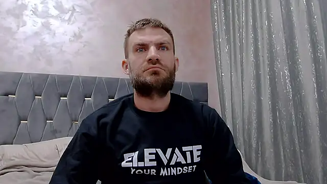 10in deluxe online show from February 4, 7:14 am