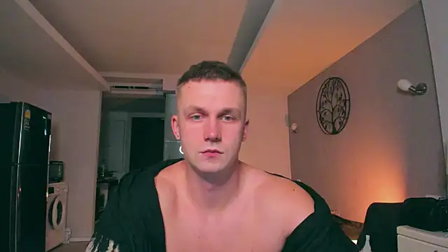 Snapshot of Samuel_Andrew chatting on September 26, 8:01 am Samuel Andrew online show from September 26, 8:01 am