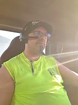 KrazyLegz online show from October 11, 10:36 pm