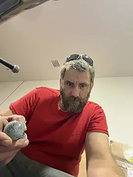 bigJohnson223 online show from February 17, 7:46 pm