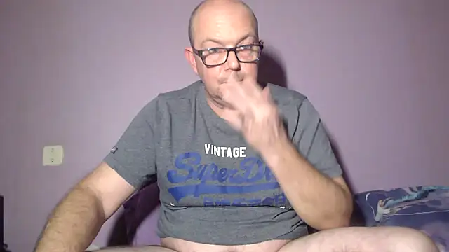 hairy orbite online show from November 9, 6:23 pm