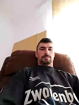 LOREDAN1 online show from December 28, 11:41 am