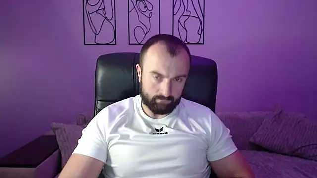 brindlefly6969 online show from October 18, 11:59 am