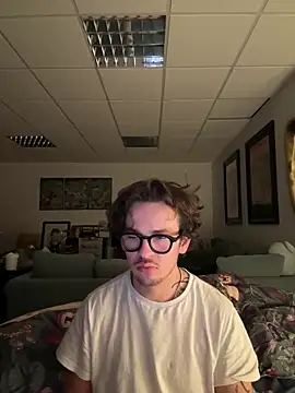 hardmecl online show from December 13, 10:45 pm