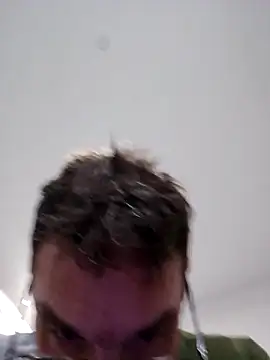 Iliketocooksquirt25 online show from November 14, 8:05 am