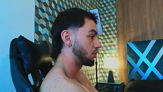 Michael magno online show from November 1, 10:03 pm