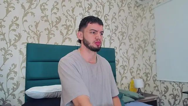 Michael magno online show from December 23, 12:30 pm