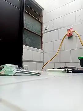 krvdeslalas29 online show from January 5, 5:41 pm