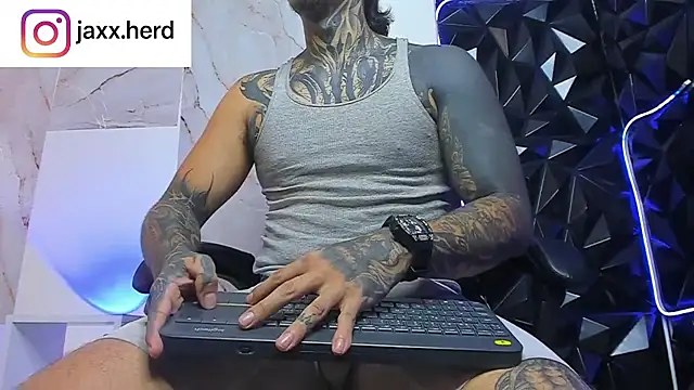 Snapshot of JAXXXONHERD chatting on September 25, 1:21 pm JAXXXONHERD online show from September 25, 1:21 pm