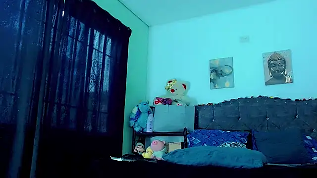 Liamscott  online show from February 21, 7:15 pm