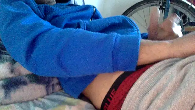 molozeb online show from April 14, 5:29 am