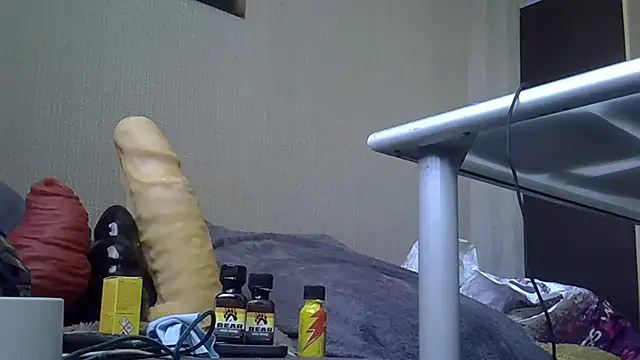 Snapshot of FISTCAMM chatting on September 15, 6:15 am FISTCAMM online show from September 15, 6:15 am
