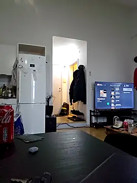 eltoulou online show from December 18, 1:12 pm