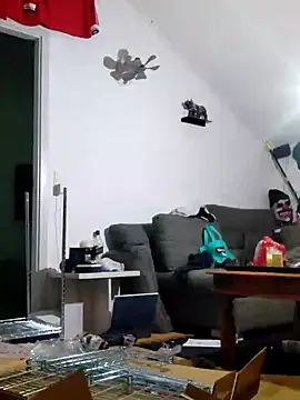 eltoulou online show from December 15, 8:25 pm