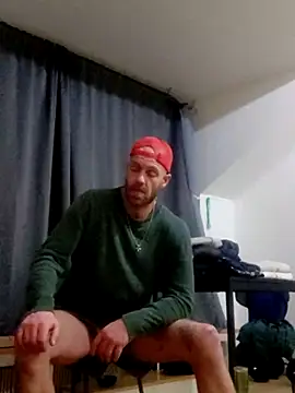 eltoulou online show from February 17, 11:31 pm